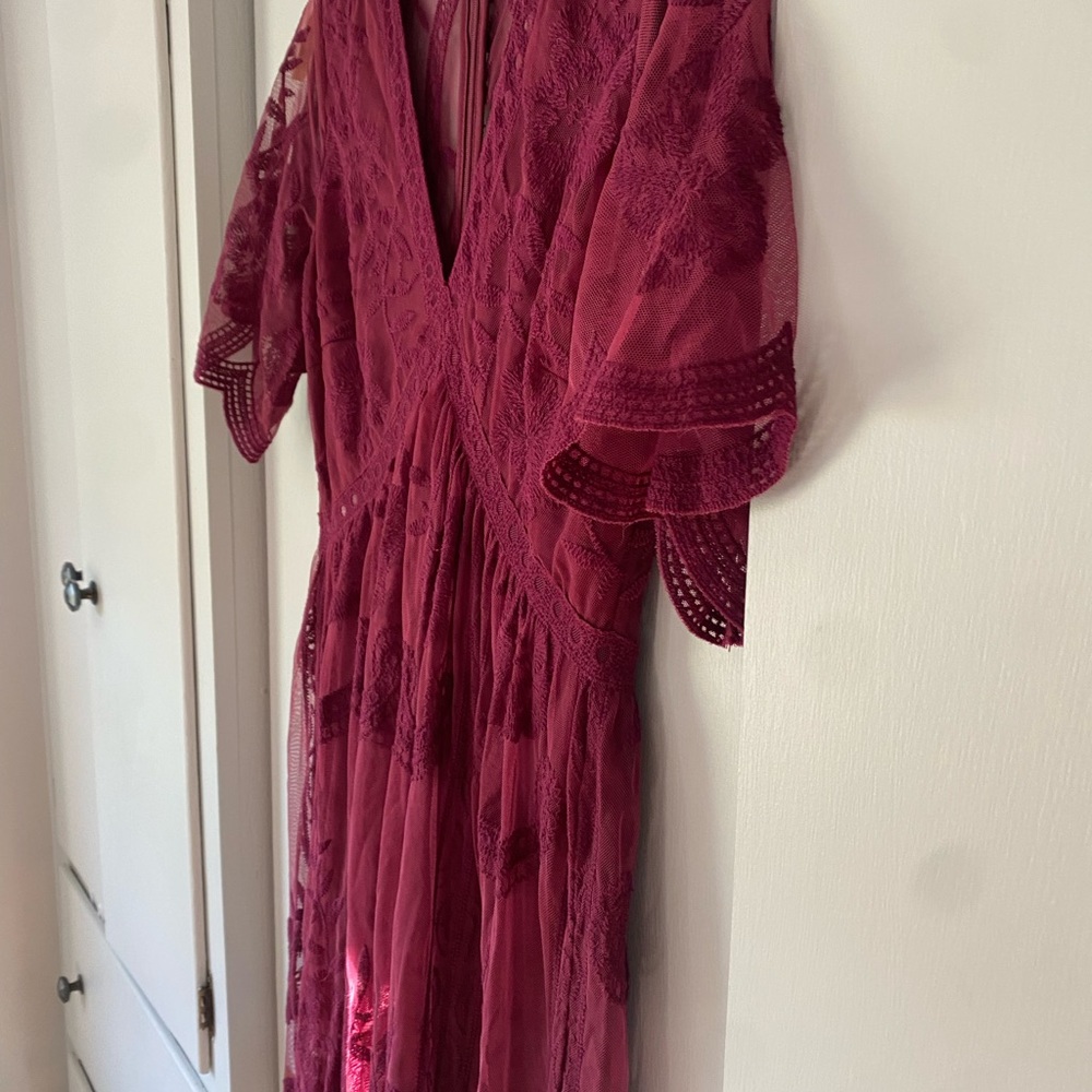 Pink blush maternity dress - size small - Picture 4 of 9